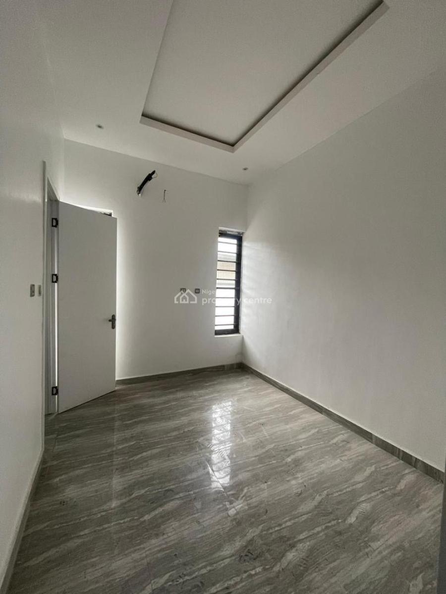 Luxury 4bedroom, Ologolo, Lekki, Lagos, Semi-detached Duplex for Rent