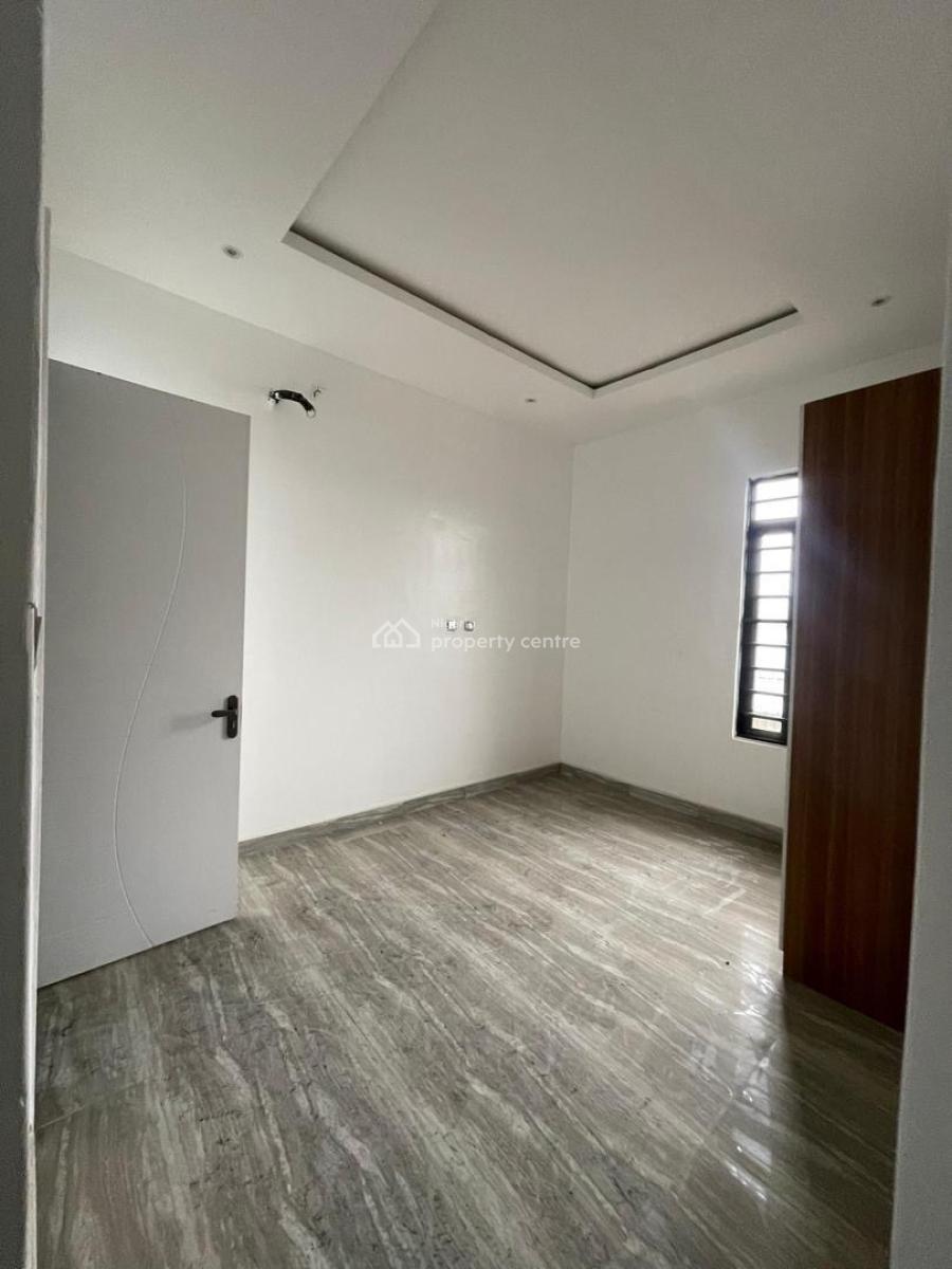 Luxury 4bedroom, Ologolo, Lekki, Lagos, Semi-detached Duplex for Rent