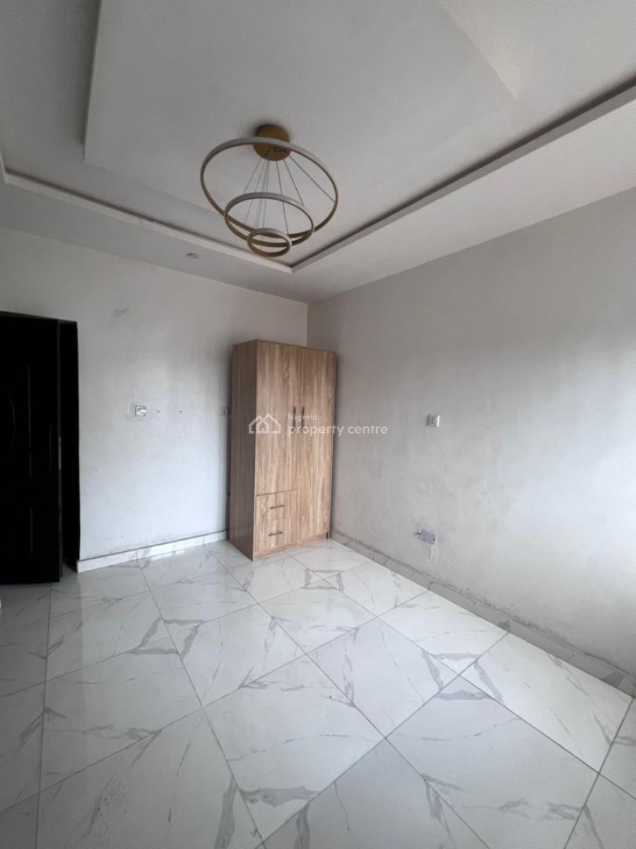 Newly Built Self Contained  with Ac, Gym, Wardrobe  and So on, Surulere, Lagos, Self Contain (single Rooms) for Rent