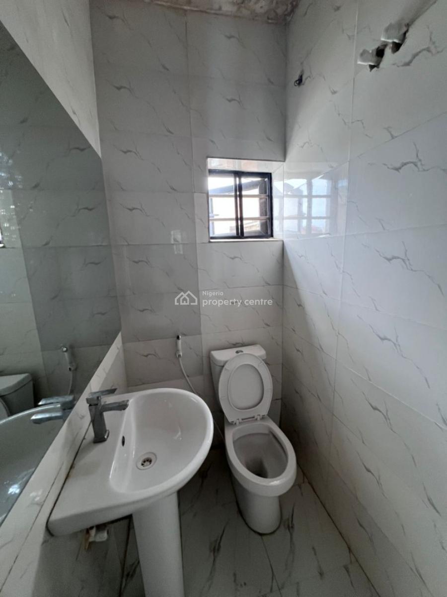 Newly Built Self Contained  with Ac, Gym, Wardrobe  and So on, Surulere, Lagos, Self Contain (single Rooms) for Rent