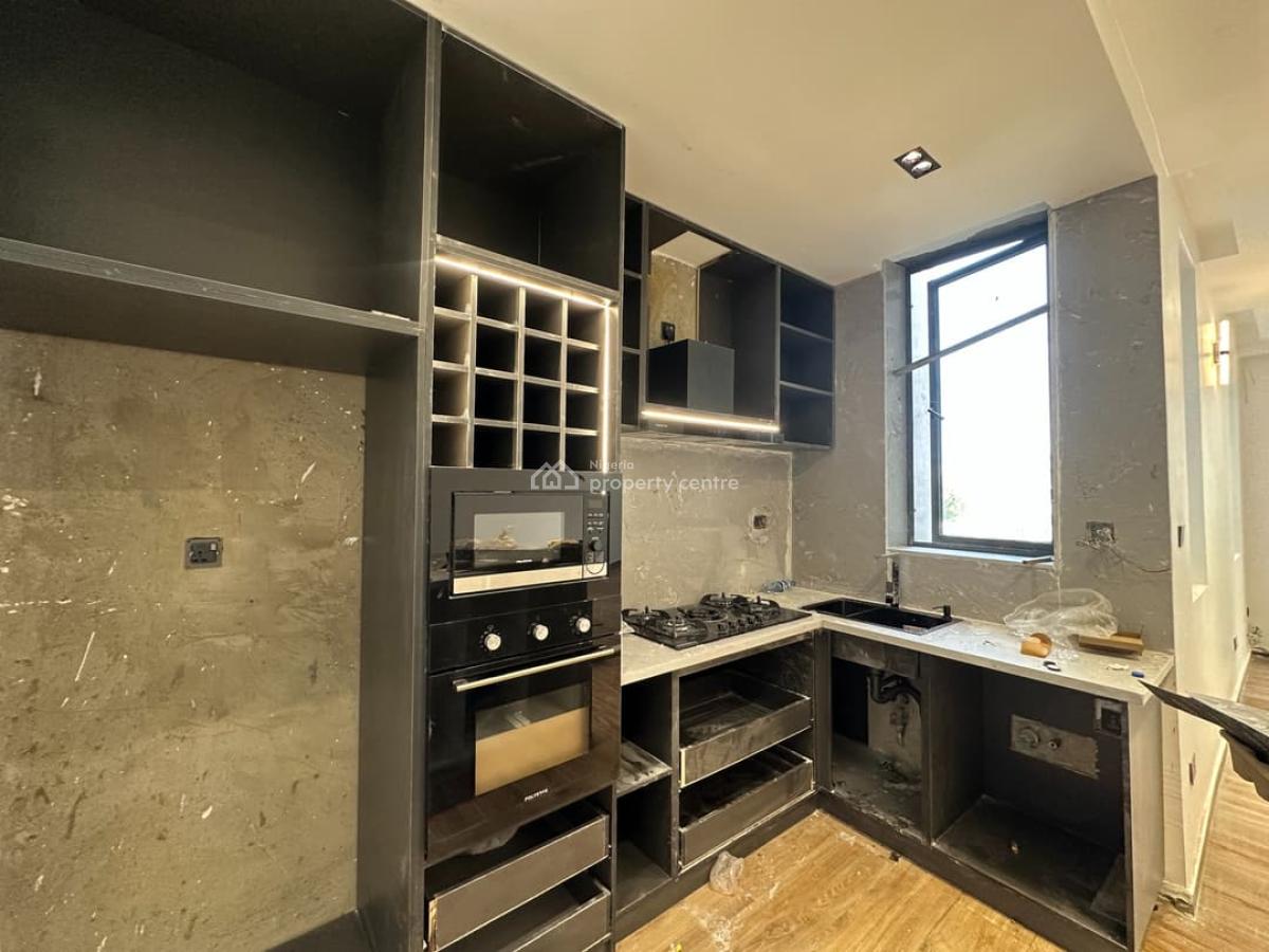 2 Bedroom Maisonette, Lekki Phase 1, Lekki, Lagos, Flat / Apartment for Rent