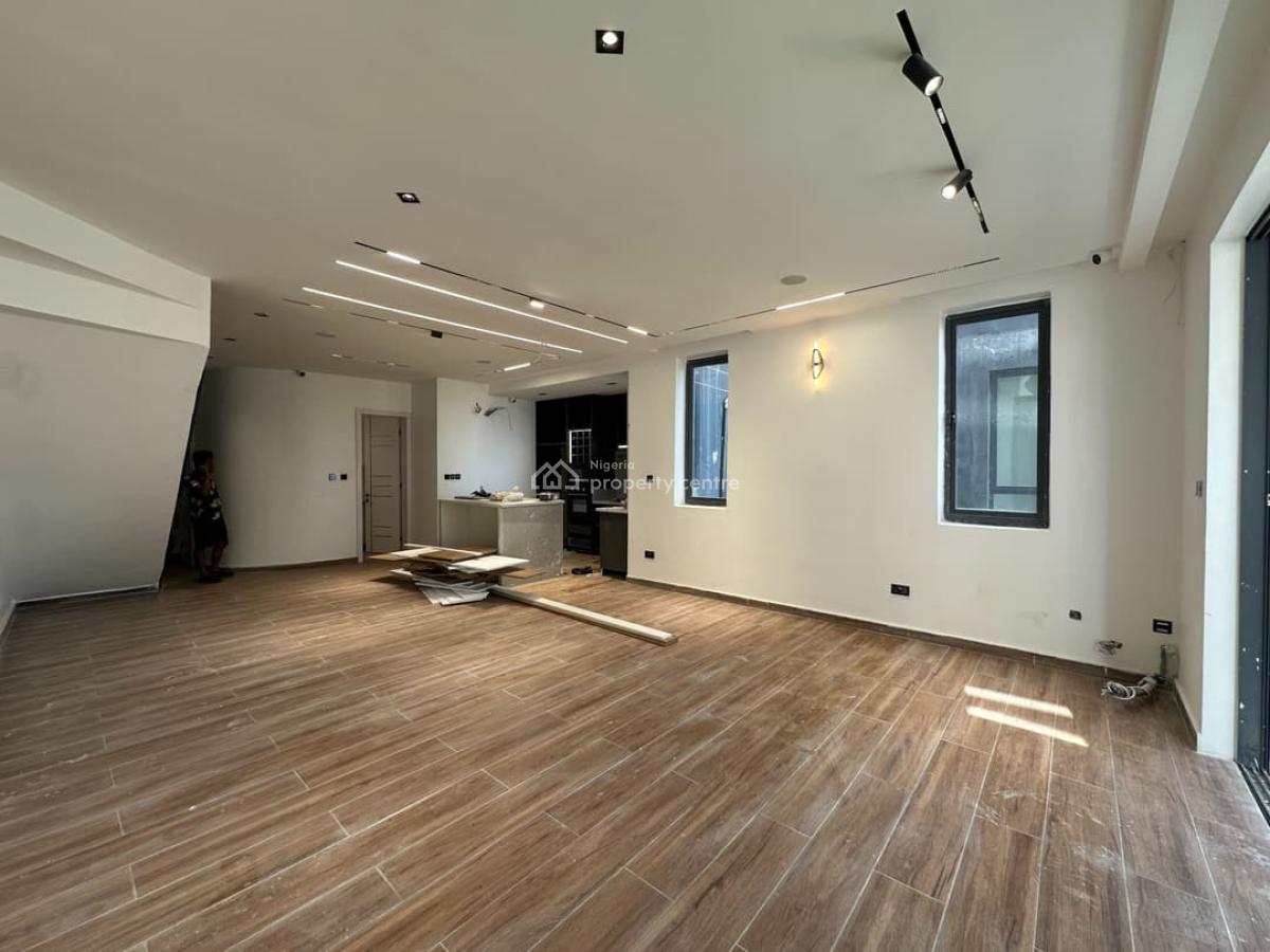 2 Bedroom Maisonette, Lekki Phase 1, Lekki, Lagos, Flat / Apartment for Rent