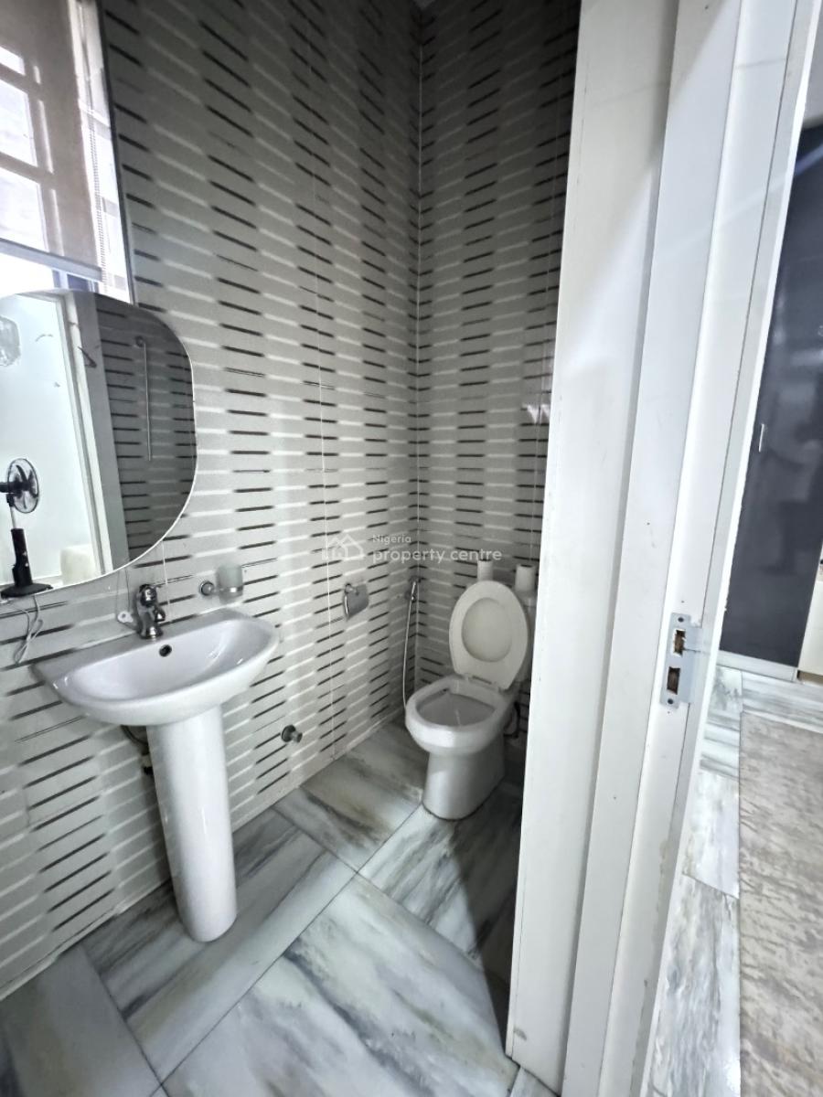 Urious & Lovely 3 Bedroom Apartmen Furnished Or Unfurnished Available, Oral Estate Orchid Road Lekki, Lekki, Lagos, Block of Flats for Sale