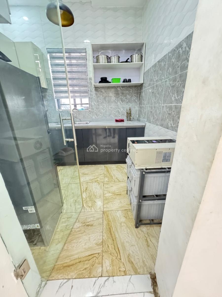 Urious & Lovely 3 Bedroom Apartmen Furnished Or Unfurnished Available, Oral Estate Orchid Road Lekki, Lekki, Lagos, Block of Flats for Sale