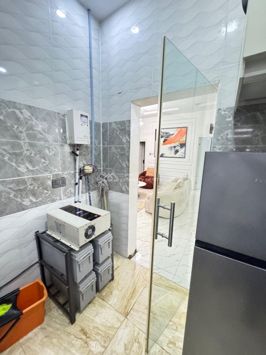 Urious & Lovely 3 Bedroom Apartmen Furnished Or Unfurnished Available, Oral Estate Orchid Road Lekki, Lekki, Lagos, Block of Flats for Sale