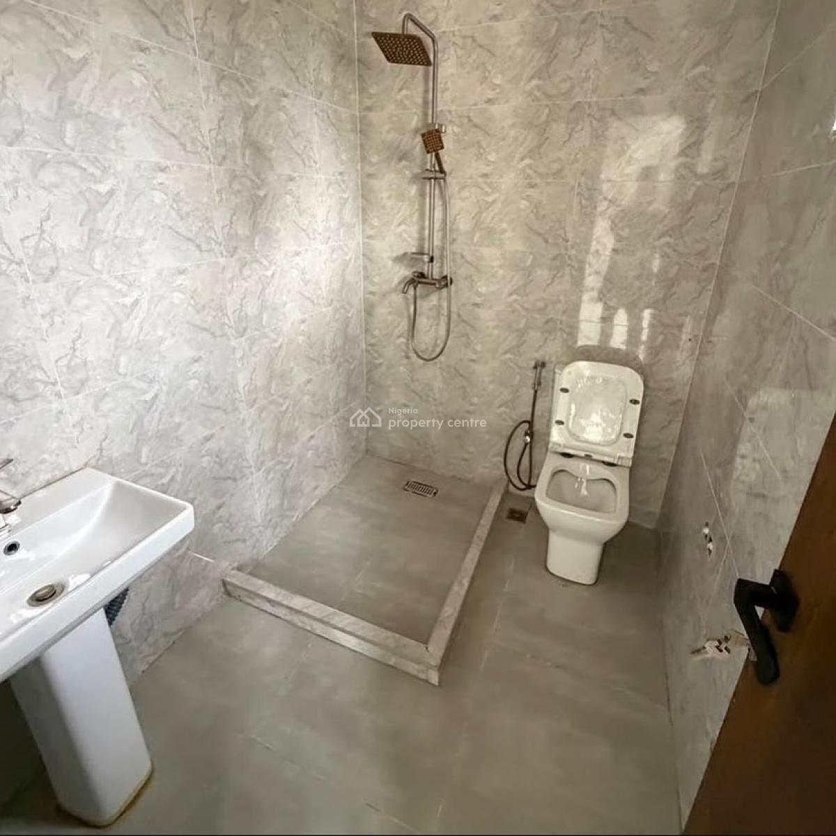 Neatly Finished 4 Bedroom Terraced Duplex with Bq in Lovely Location, 3rd Avenue, Gwarinpa, Abuja, Terraced Duplex for Sale