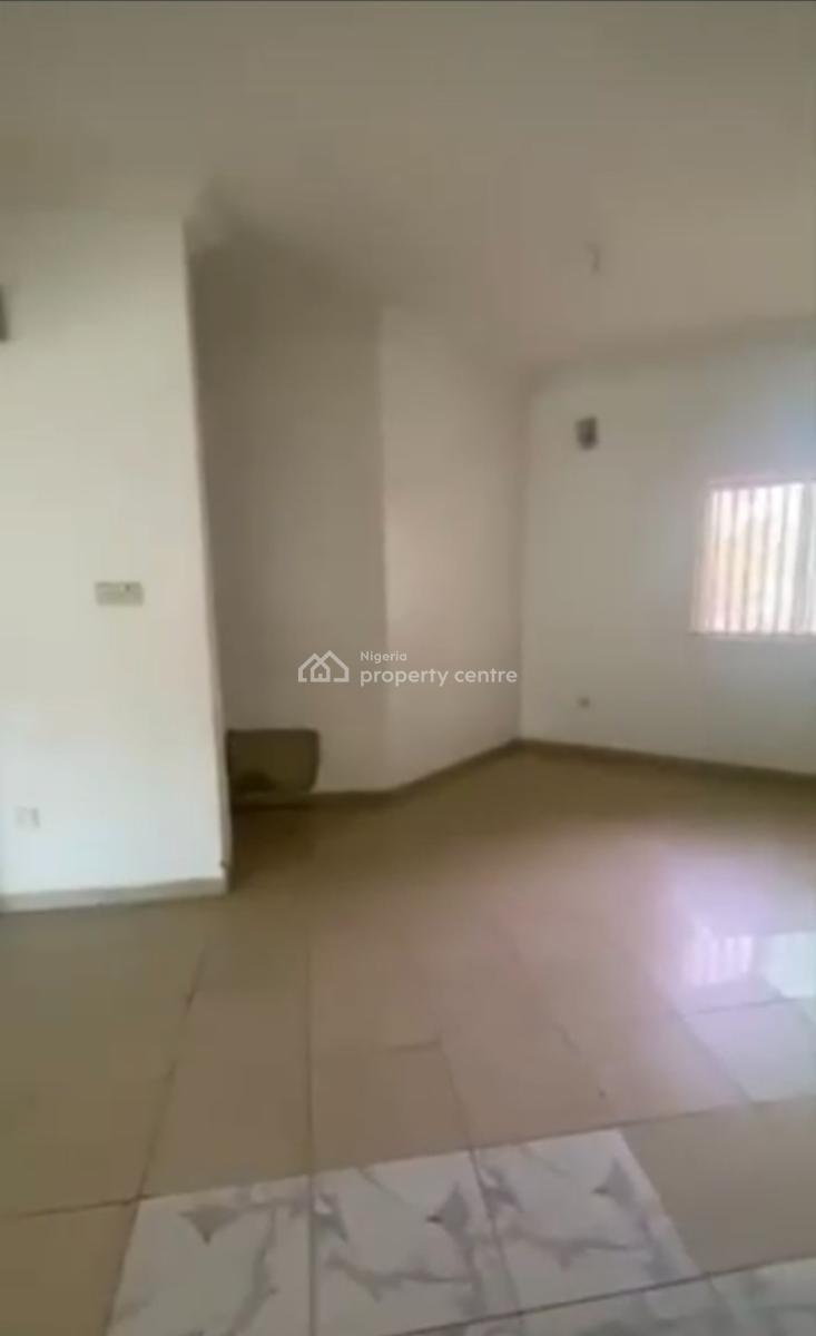 6 Units 3 Bedroom En Suite Apartment Plus a Room Bq *(need Renovation), Oniru, Victoria Island (vi), Lagos, Commercial Property for Rent