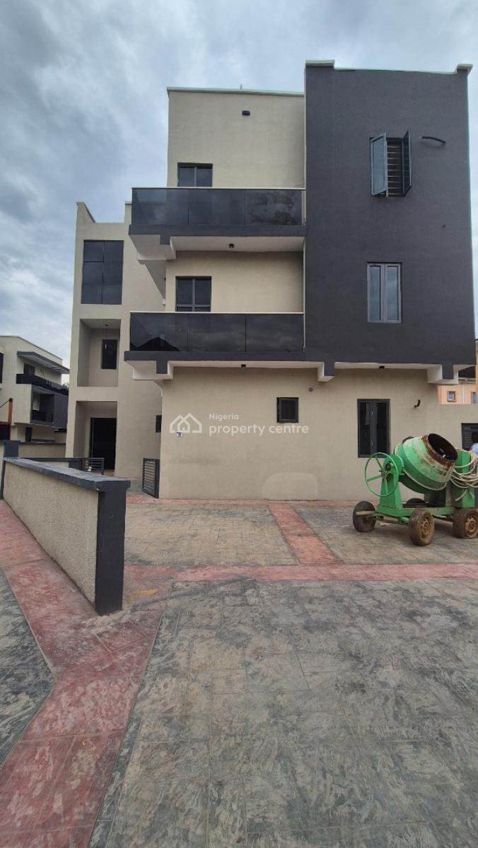 Direct Luxury 5 Bedroom Fully Detached Duplex with Bq in Shonibare Est, Shonibare Estate Maryland Lagos, Maryland, Lagos, Detached Duplex for Sale