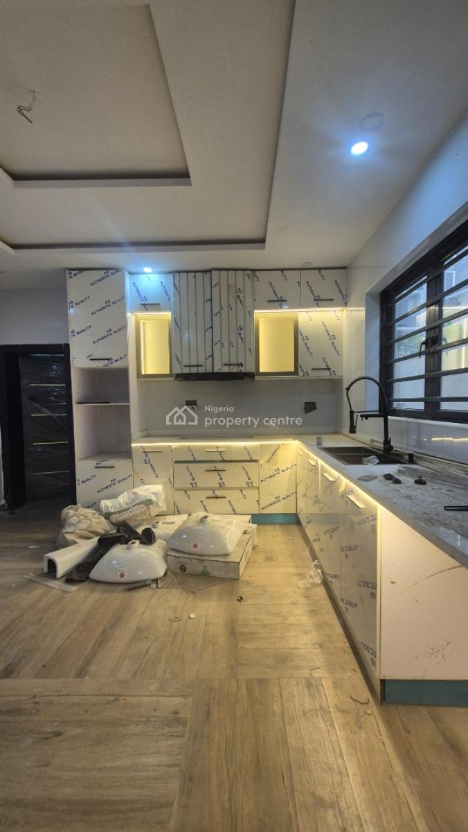 Direct Luxury 5 Bedroom Fully Detached Duplex with Bq in Shonibare Est, Shonibare Estate Maryland Lagos, Maryland, Lagos, Detached Duplex for Sale