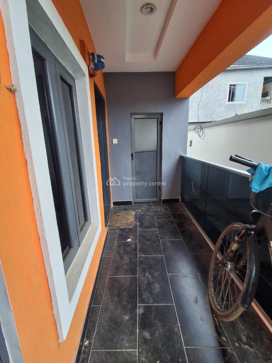 2  Bedroom Flat, in an Estate, Badore, Ajah, Lagos, House for Rent