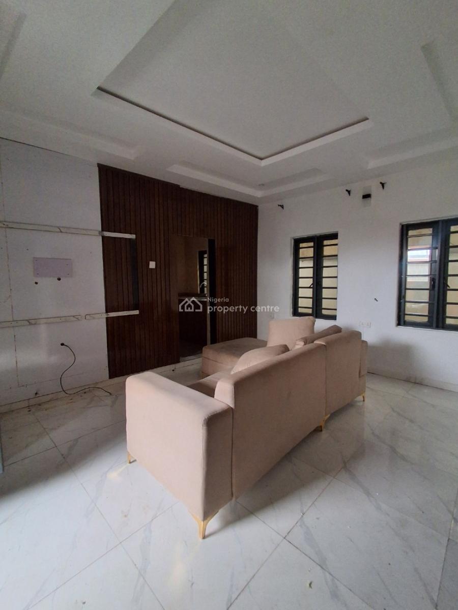 2  Bedroom Flat, in an Estate, Badore, Ajah, Lagos, House for Rent