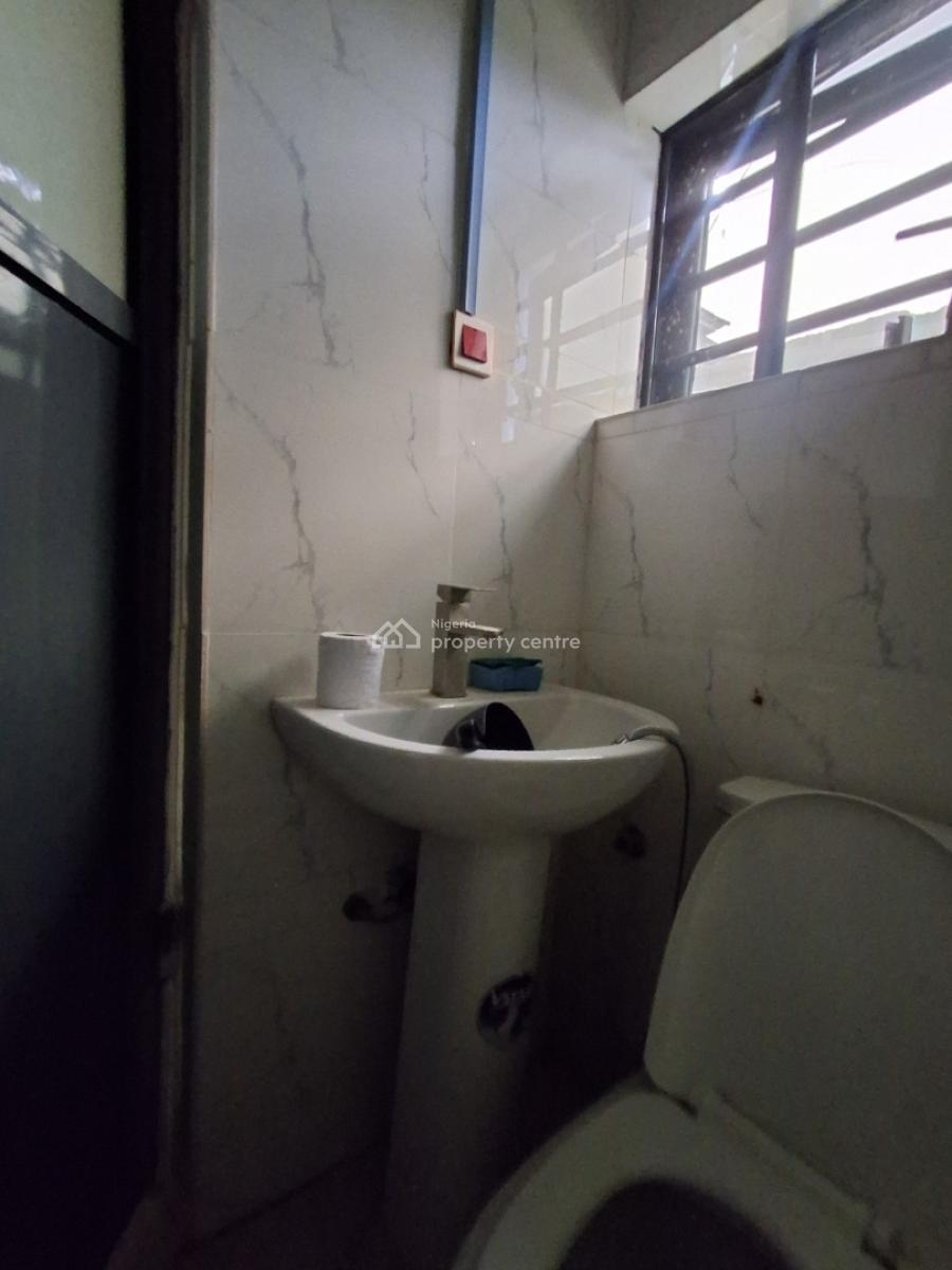 2  Bedroom Flat, in an Estate, Badore, Ajah, Lagos, House for Rent