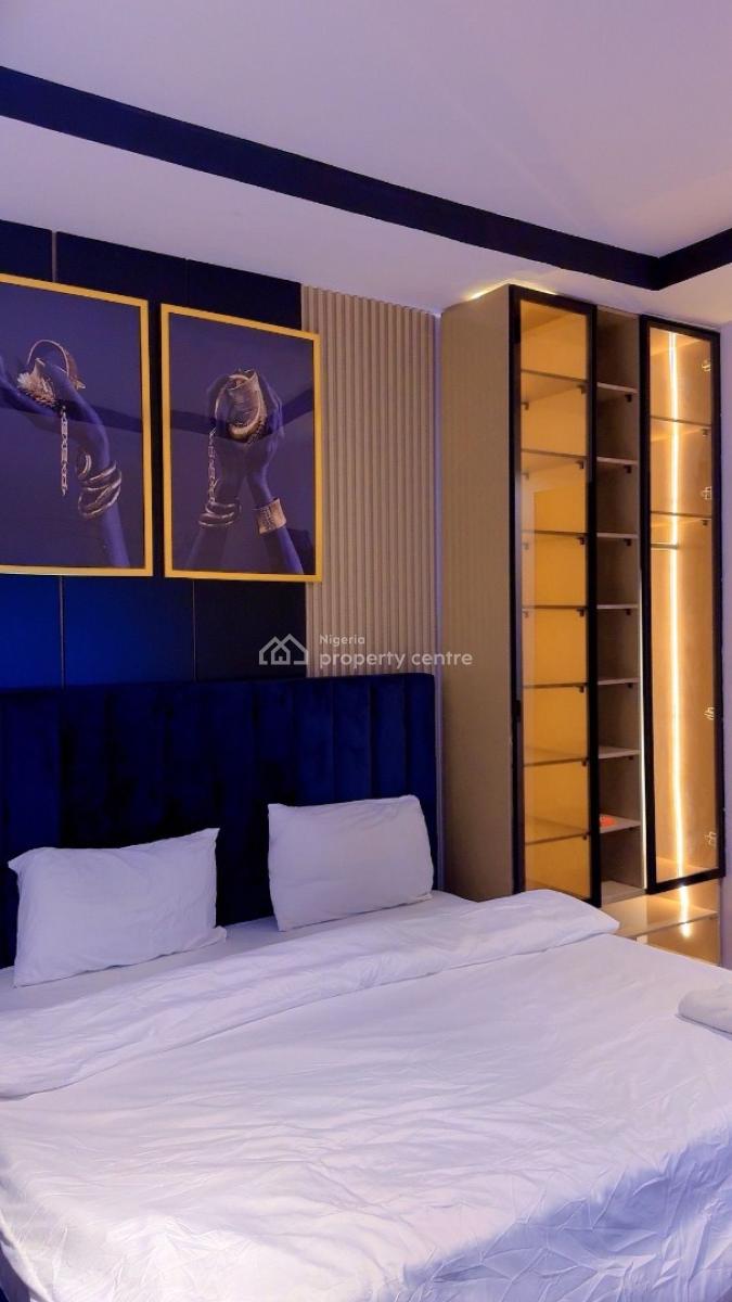 Beautiful 2 Units of 2 Bedroom Apartment with Ps5, 24hrs Light., Agungi, Lekki, Lagos, Flat / Apartment Short Let