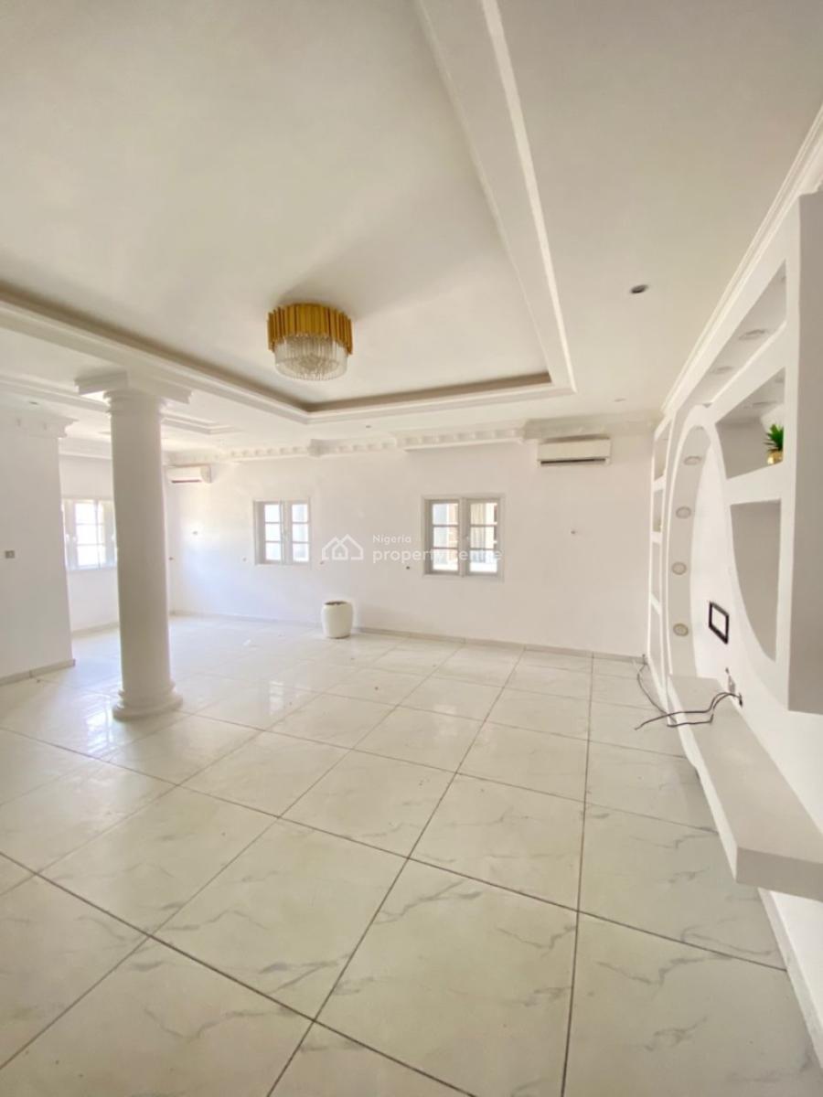 4 Bedroom, Ikota, Lekki, Lagos, Semi-detached Duplex for Rent