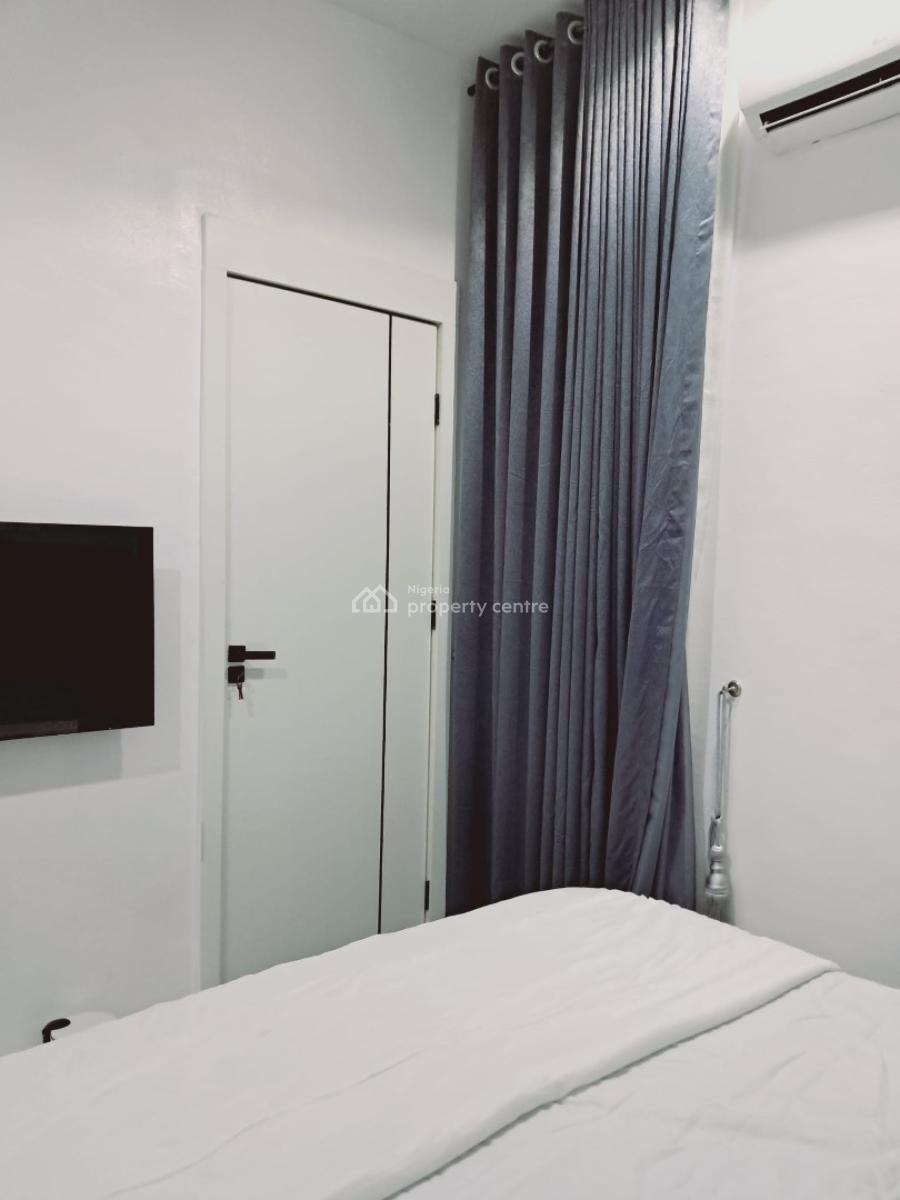 Luxury 5 Bedroom Apartment with Facilities, Orchid Road, Lekki, Lagos, Flat / Apartment Short Let