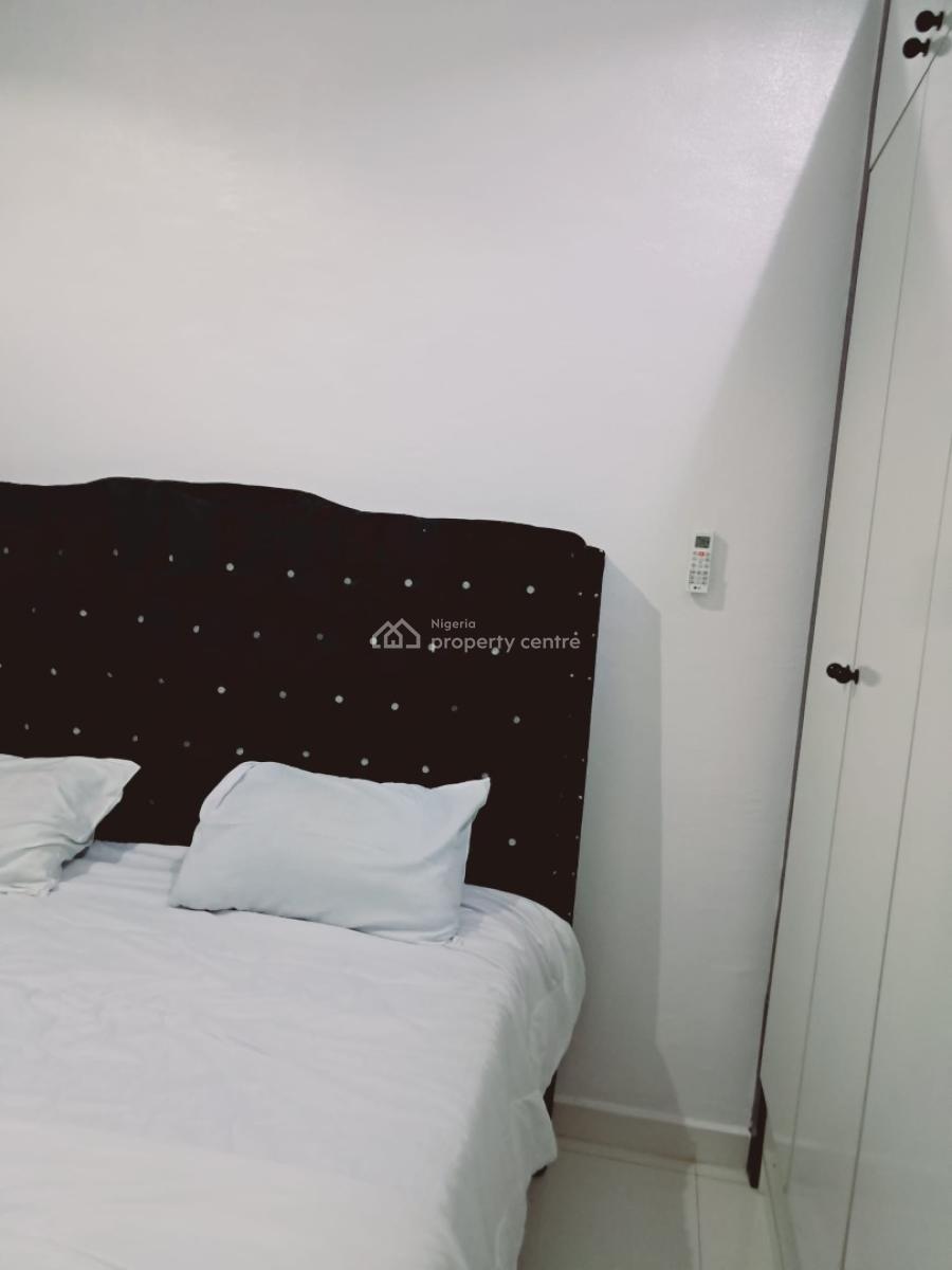 Luxury 5 Bedroom Apartment with Facilities, Orchid Road, Lekki, Lagos, Flat / Apartment Short Let