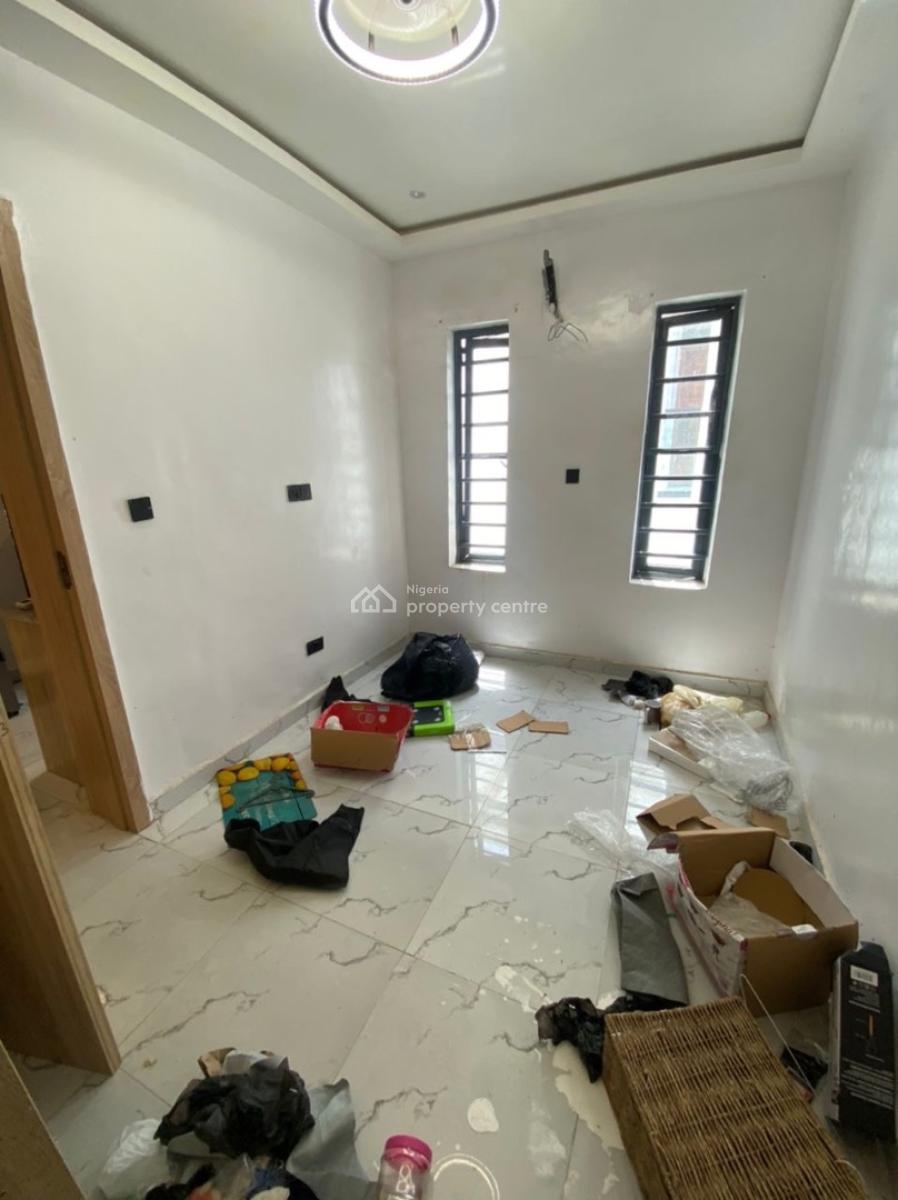 Executive 2 Bedroom Apartment, Ologolo Lekki Lagos, Ologolo, Lekki, Lagos, Flat / Apartment for Rent