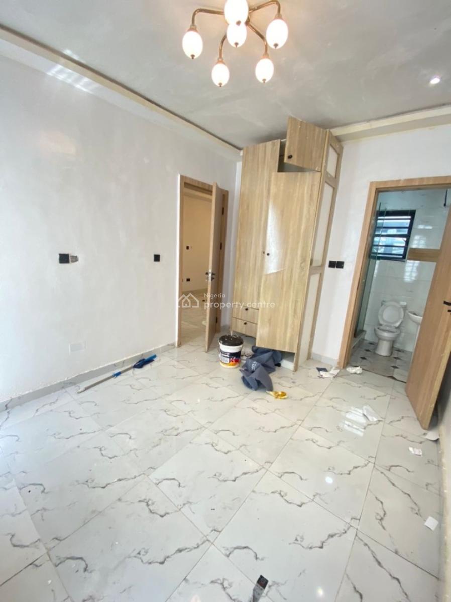 Executive 2 Bedroom Apartment, Ologolo Lekki Lagos, Ologolo, Lekki, Lagos, Flat / Apartment for Rent