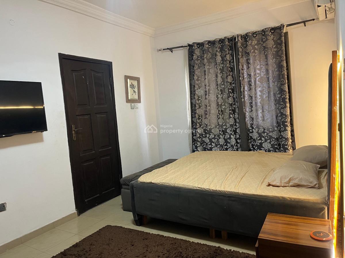 One Bedroom Apartment, Off Freedom Way Itedo Estate Lekki Phase One Lagos, Lekki Phase 1, Lekki, Lagos, Mini Flat (room and Parlour) for Rent