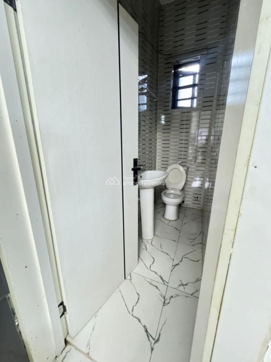 Luxury Furnished 3bedroom Apartment in Secured Estate, Oral Estate, 2nd Toll Gate, Lekki, Lagos, Flat / Apartment for Sale