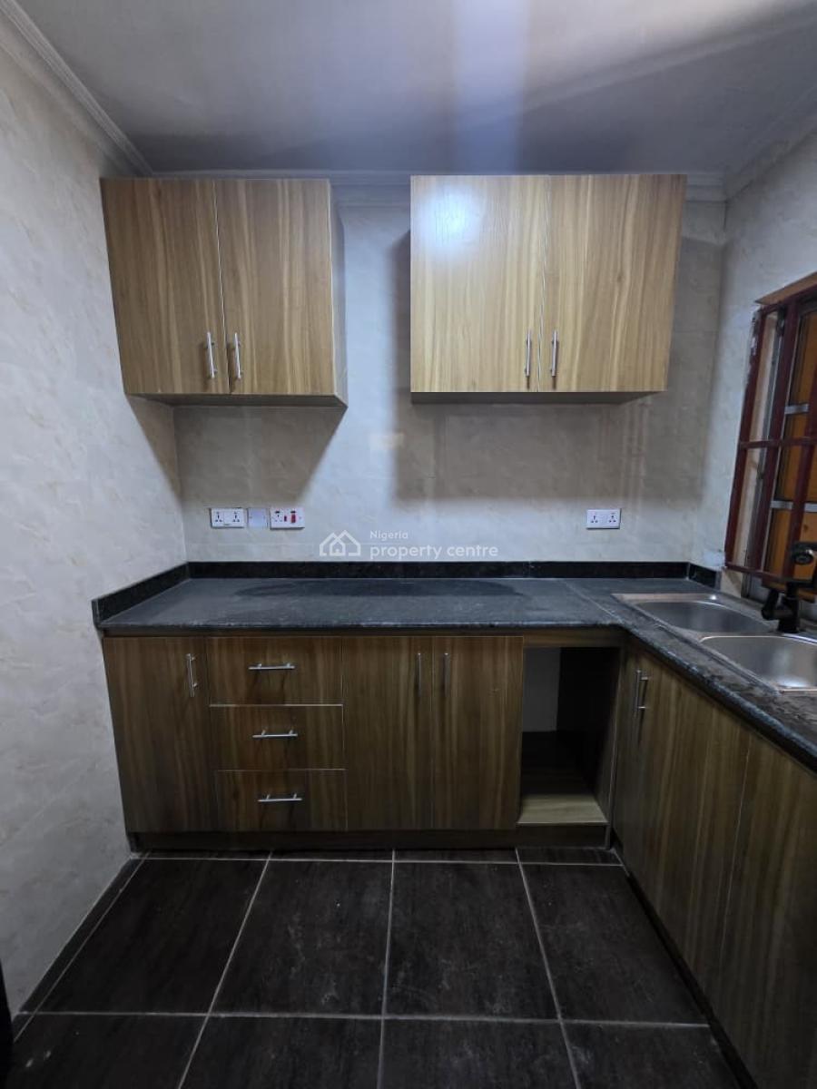 Mini Fish, Victoria Island (vi), Lagos, Mini Flat (room and Parlour) for Rent