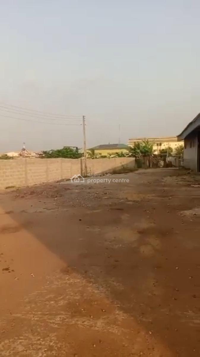1383 Sqm  for Lease 1383 Sqm  Location..... Along Lagos Ibadan Expresswa, Ibafo Ogun State, Ibafo, Ogun, Warehouse for Rent