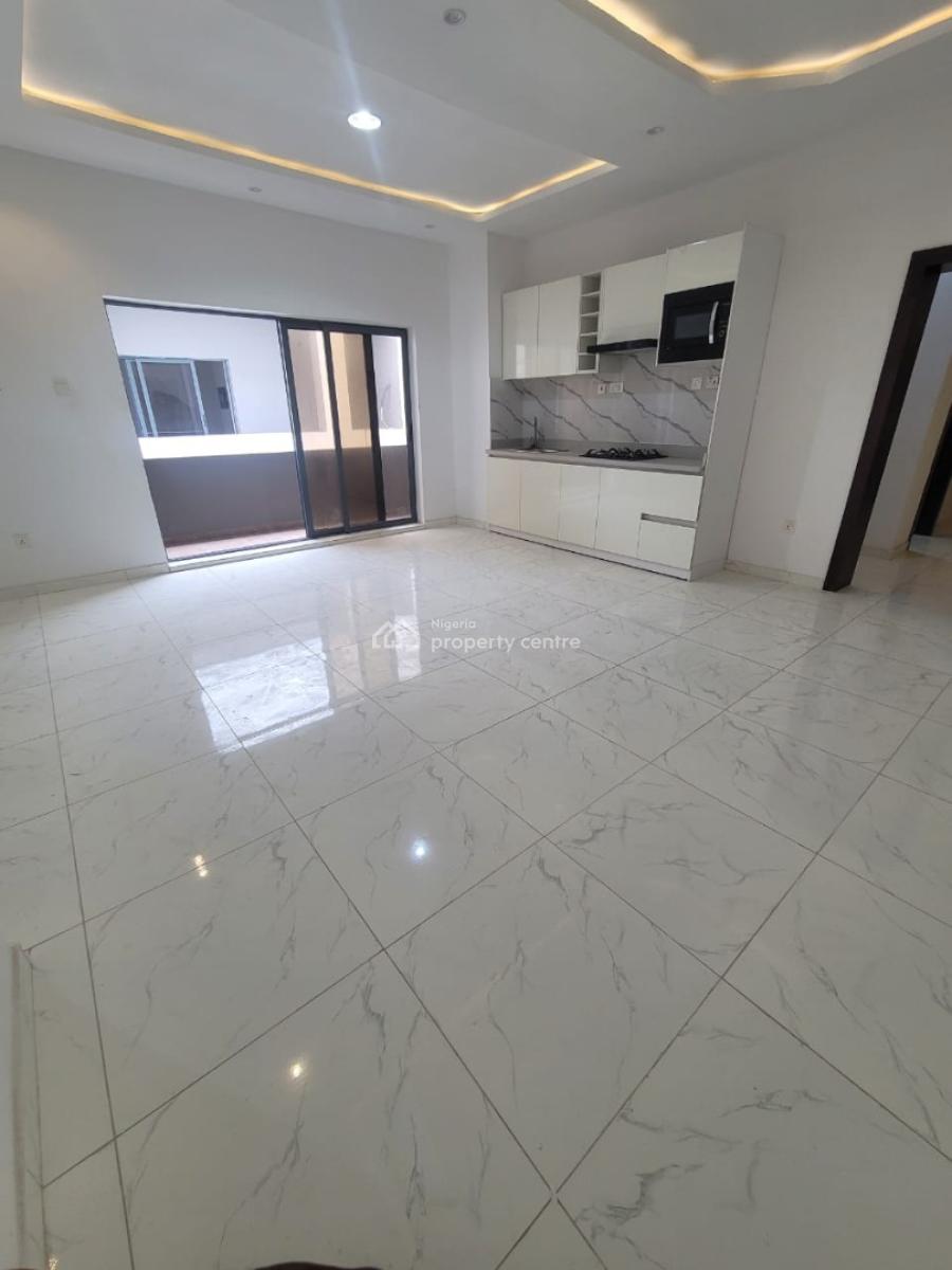 Newly Built 2 Bedroom Pentfloor Apartment, Lekki Phase 1, Lekki, Lagos, Flat / Apartment for Rent
