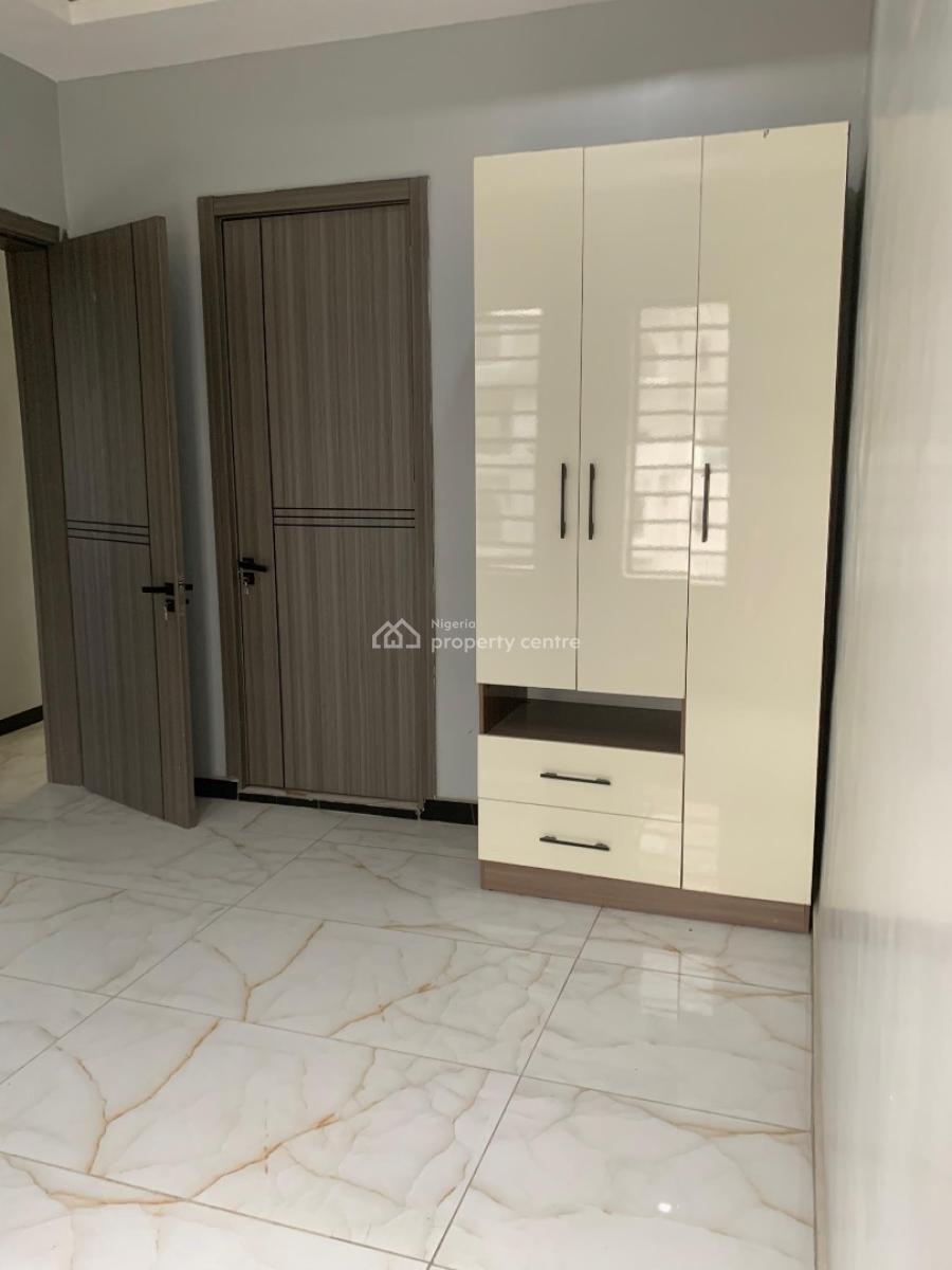 Brand New 2 Bedroom Flat for Distress, Freedom Way, Lekki Phase 1, Lekki, Lagos, Block of Flats for Sale