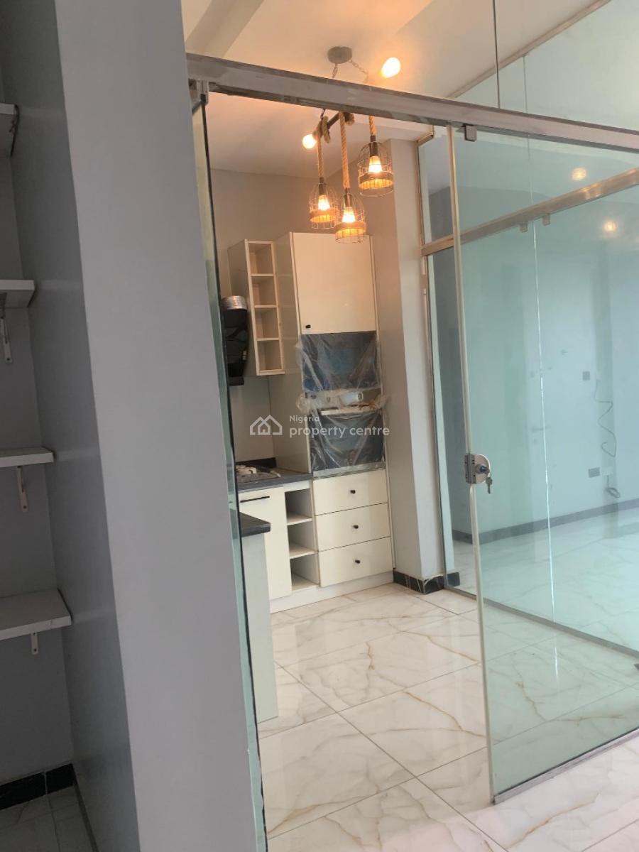 Brand New 2 Bedroom Flat for Distress, Freedom Way, Lekki Phase 1, Lekki, Lagos, Block of Flats for Sale