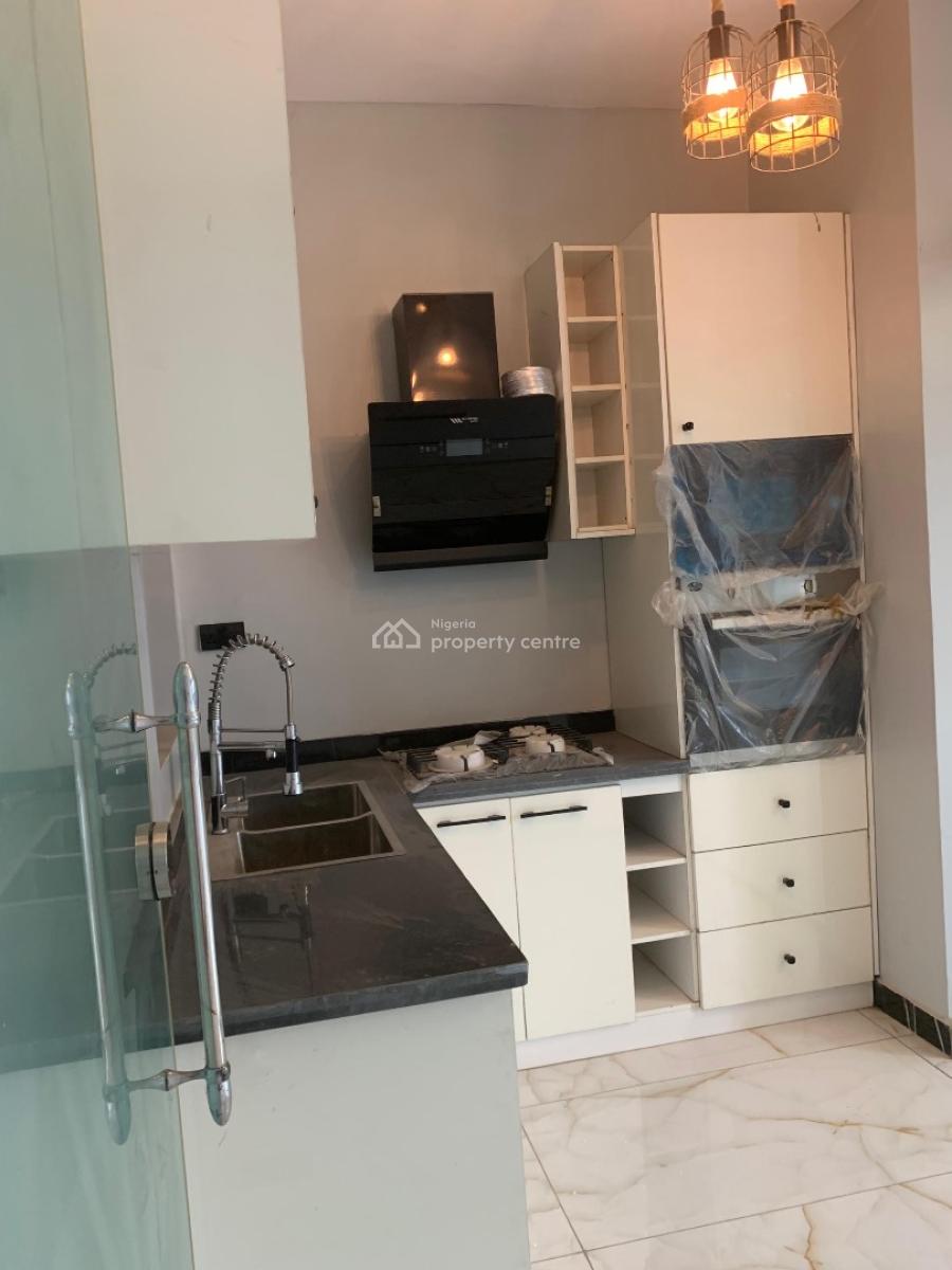 Brand New 2 Bedroom Flat for Distress, Freedom Way, Lekki Phase 1, Lekki, Lagos, Block of Flats for Sale