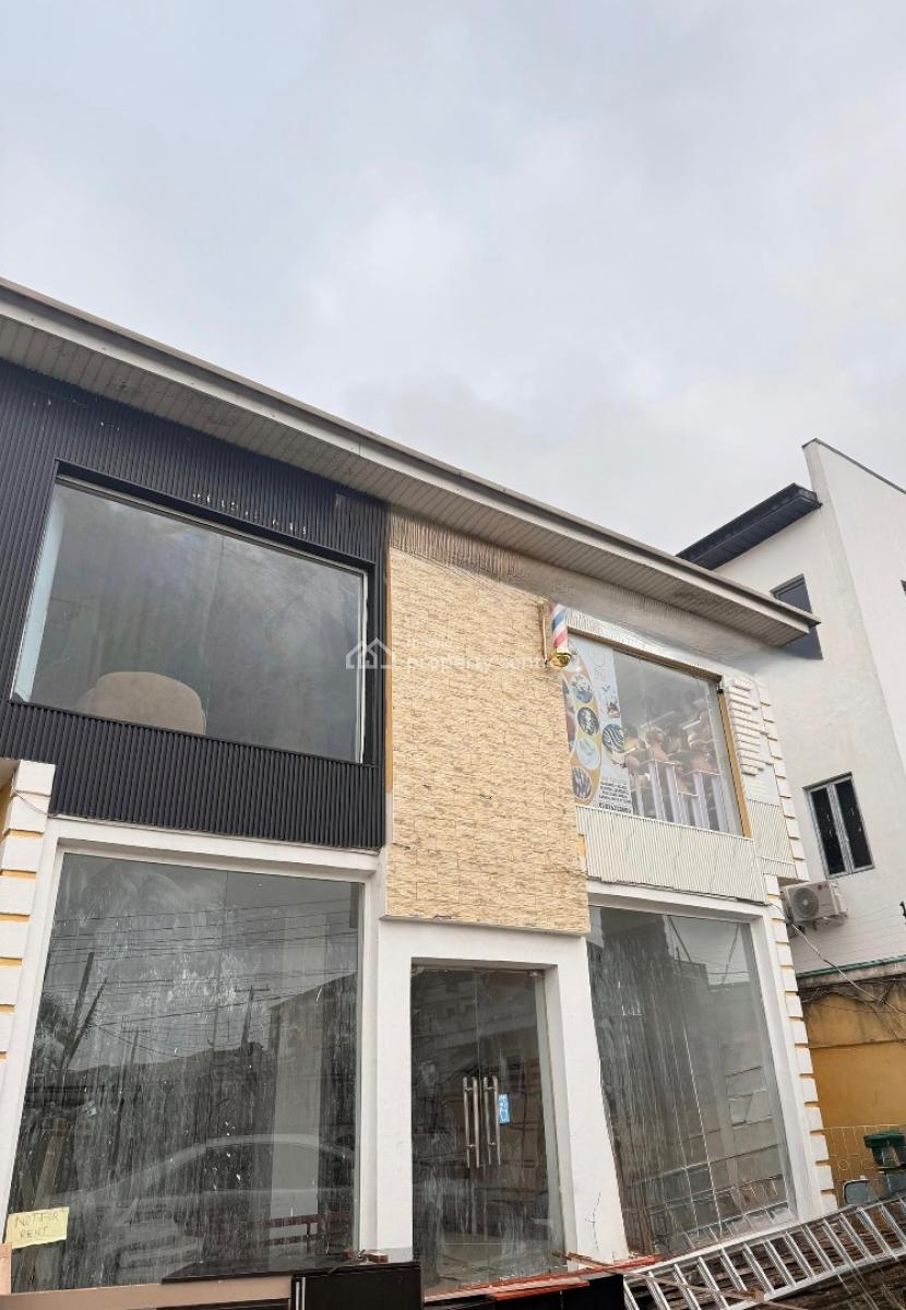 Big Shop Space Measuring 45 Sqm, Lekki Phase 1, Lekki, Lagos, Shop for Rent