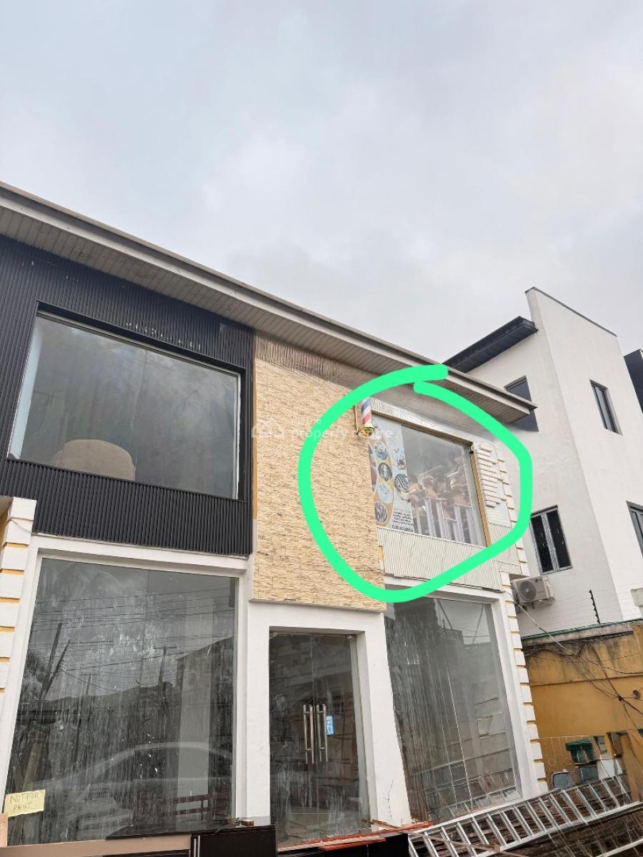 Big Shop Space Measuring 50 Sqm, Lekki Phase 1, Lekki, Lagos, Shop for Rent