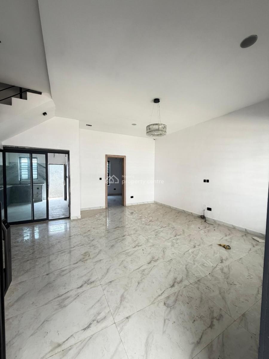 4 Bedroom Terrace Duplex, Ikota, Lekki, Lagos, Flat / Apartment for Sale
