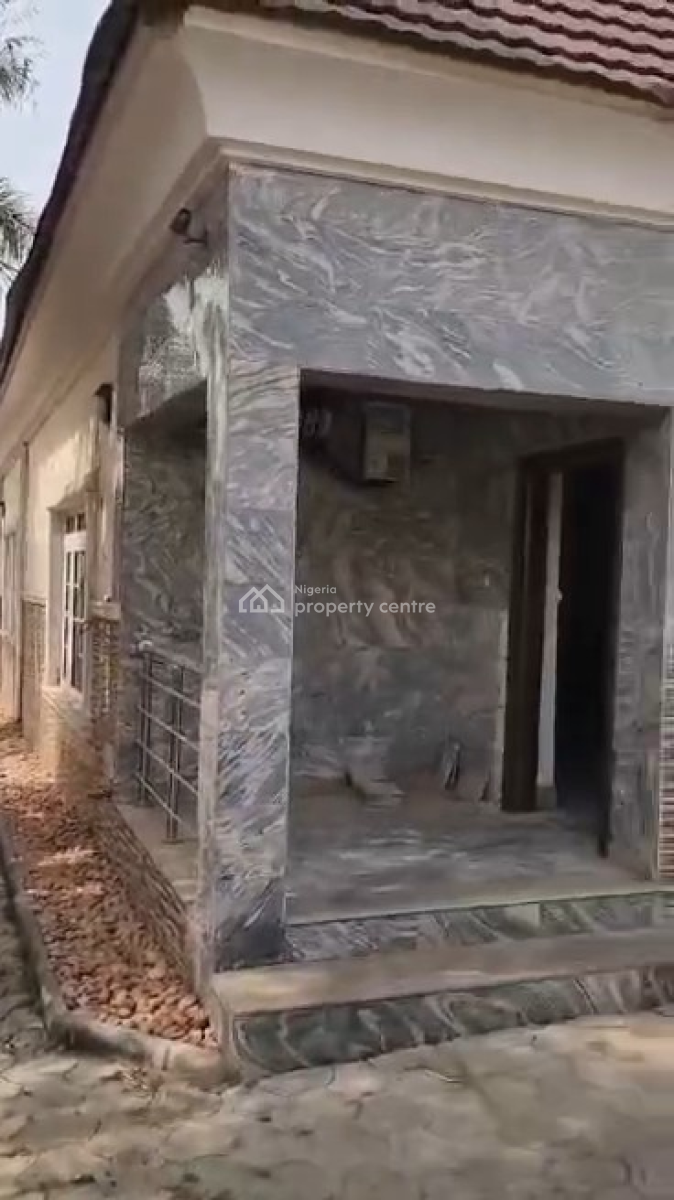 5 Bedroom Bungalow with Penthouse in 5th Avenue, Gwarinpa, Abuja, Detached Bungalow for Rent