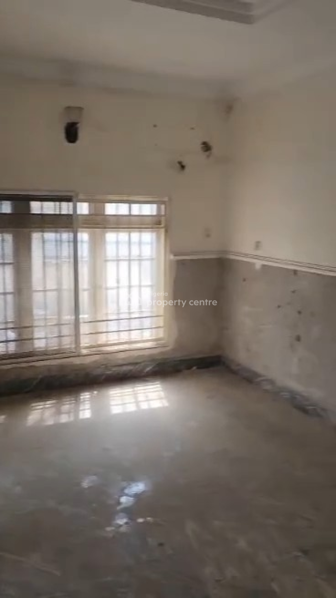 5 Bedroom Bungalow with Penthouse in 5th Avenue, Gwarinpa, Abuja, Detached Bungalow for Rent