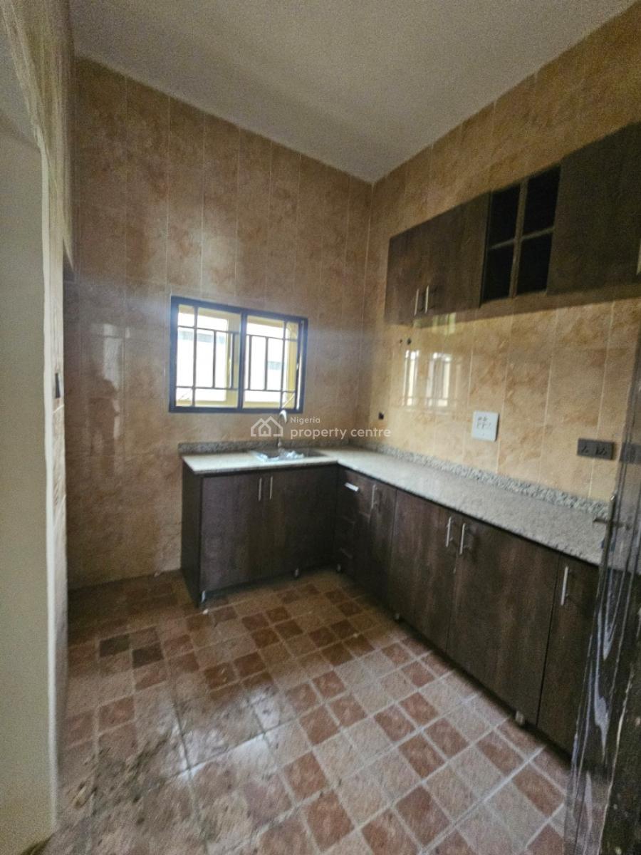 Standard 2 Bedroom Flat, Estate, Garki, Abuja, Flat / Apartment for Rent
