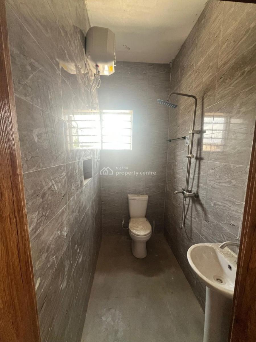 Luxury 2bedroom Flats, Gbagada, Lagos, Flat / Apartment for Rent