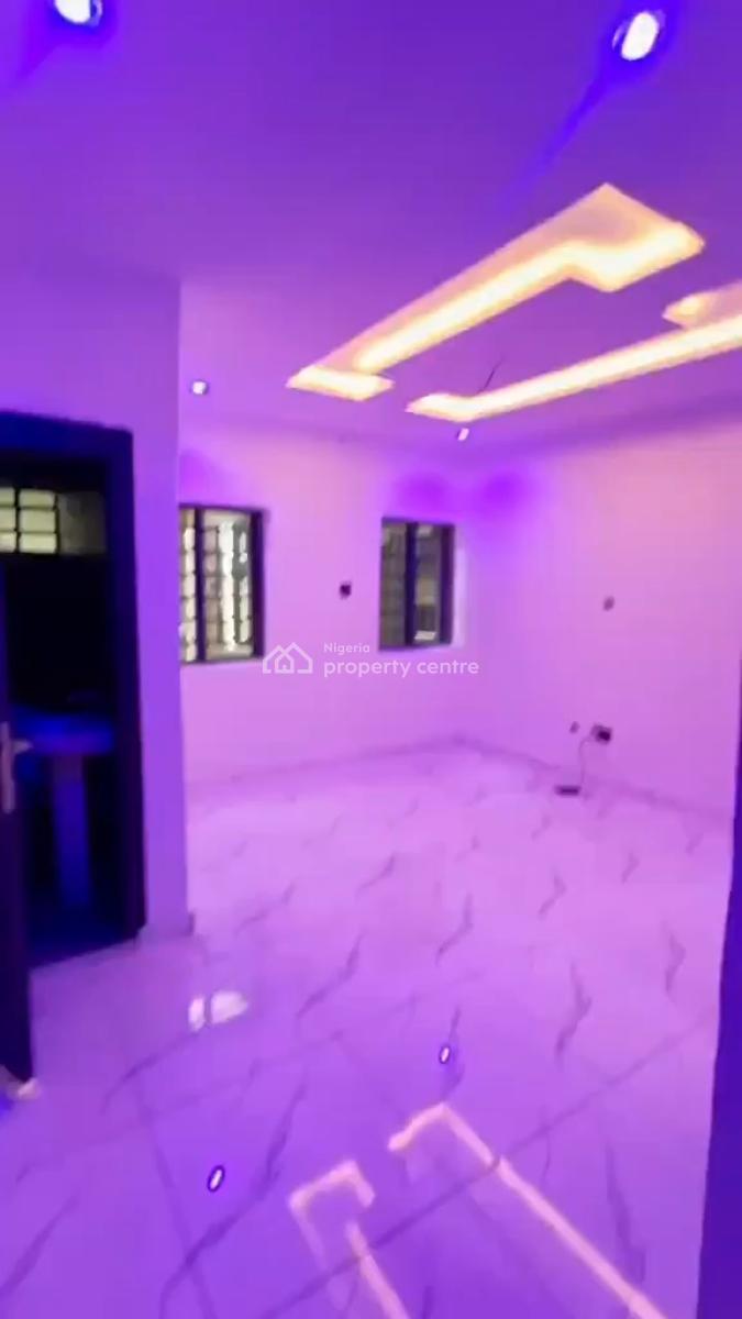 2 Bedroom Flat, Idiaraba, Surulere, Lagos, Flat / Apartment for Rent