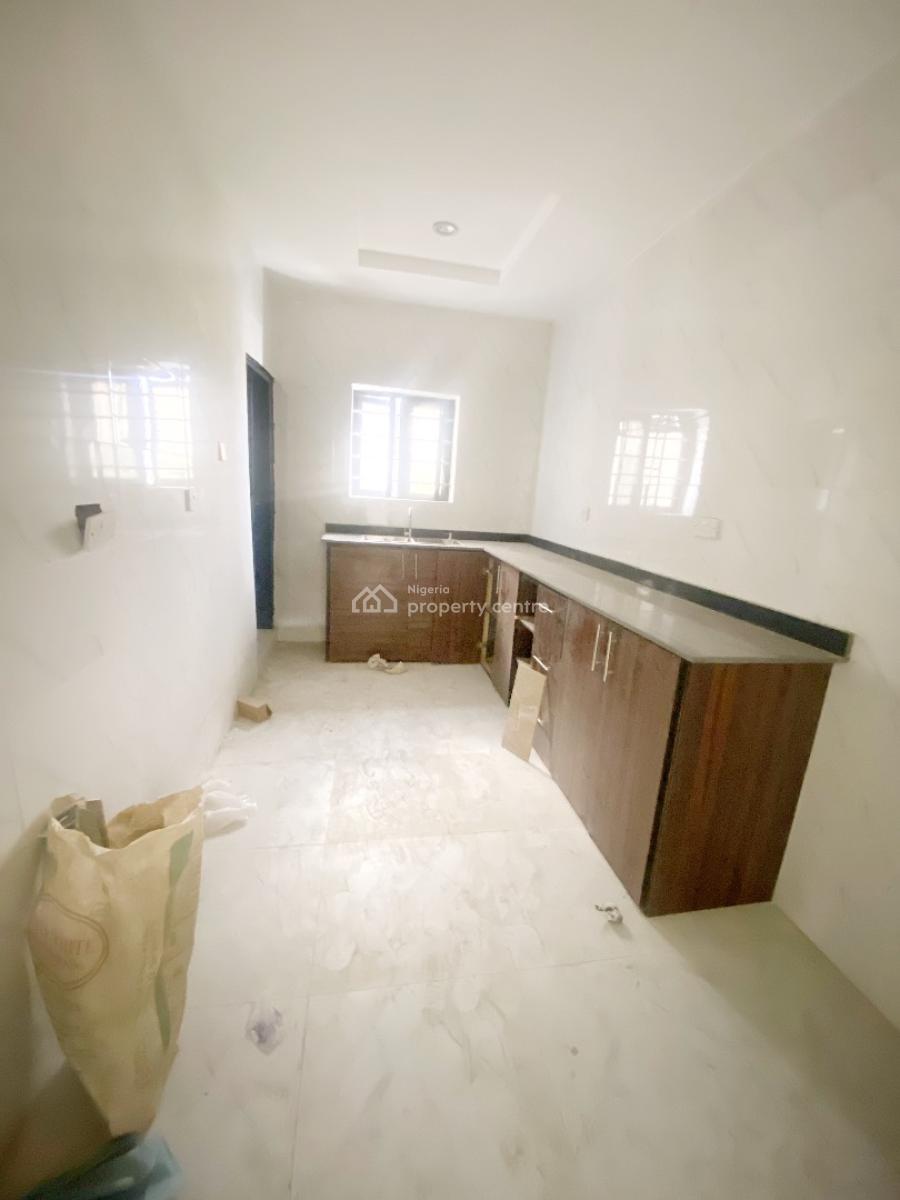 a Newly Built Luxury 2 Bedroom Flat, Gra Phase 1, Magodo, Lagos, Flat / Apartment for Rent