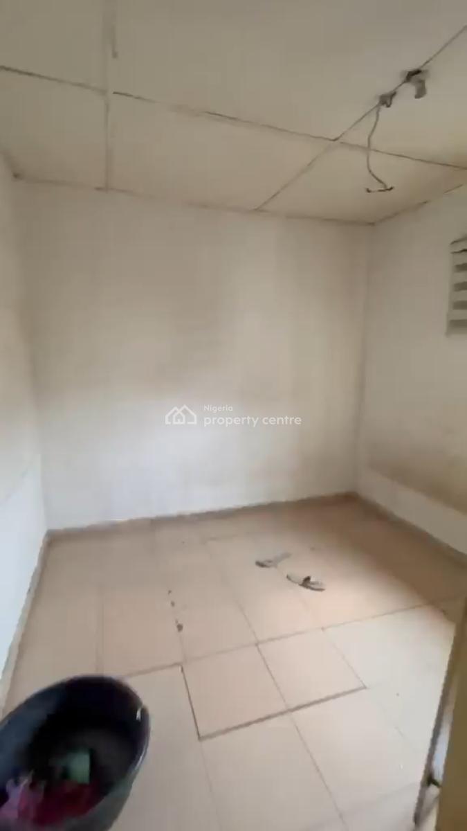 2 Bedroom Flat, Ilupeju, Lagos, Flat / Apartment for Rent