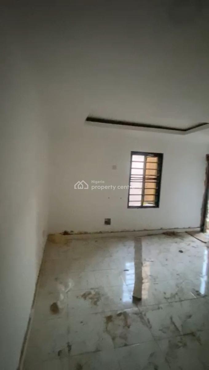 2 Bedroom Up Flat, Sholuyi, Gbagada, Lagos, Flat / Apartment for Rent