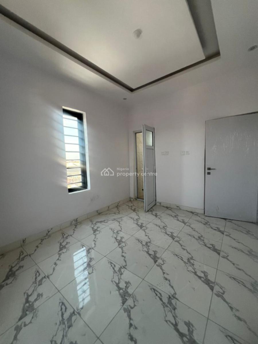 Lovely 2 Bedroom Apartment in a Secure Estate, Ologolo, Lekki, Lagos, Flat / Apartment for Rent