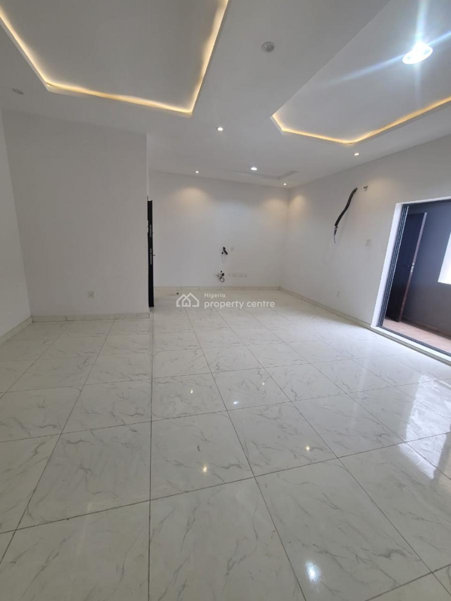 Newly Built 2bedroom Service Penthflooor in Lekki Phase 1, Lekki Phase 1, Lekki Phase 1, Lekki, Lagos, Terraced Duplex for Rent