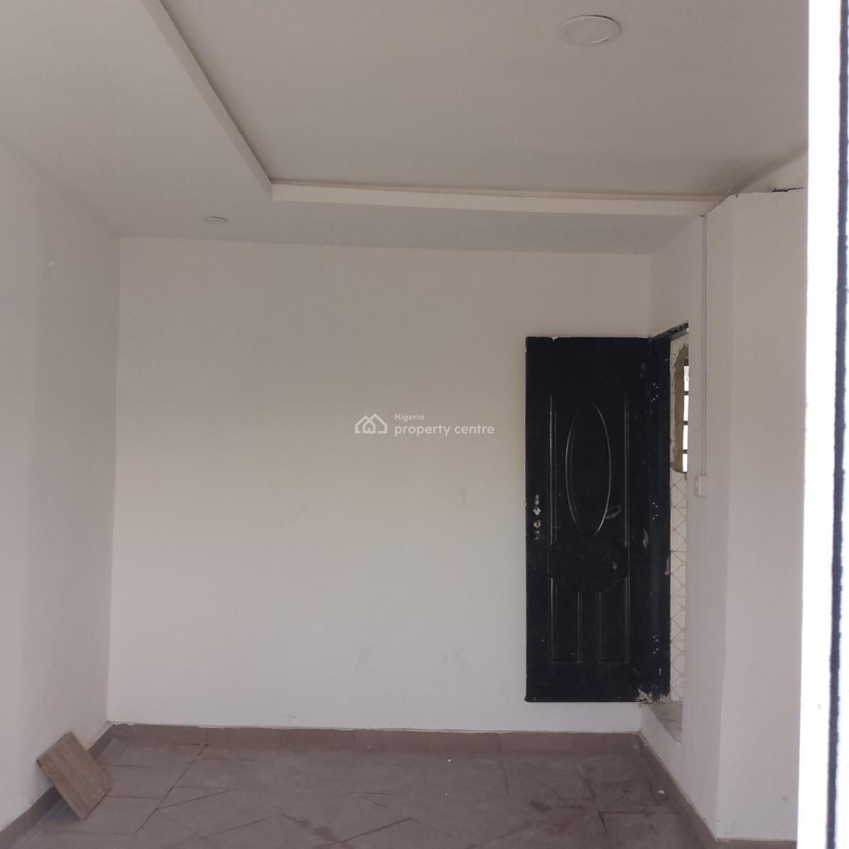 Massive Shop/office Space, Destiny Home Estate Abijo Lagos, Sangotedo, Ajah, Lagos, Shop for Rent