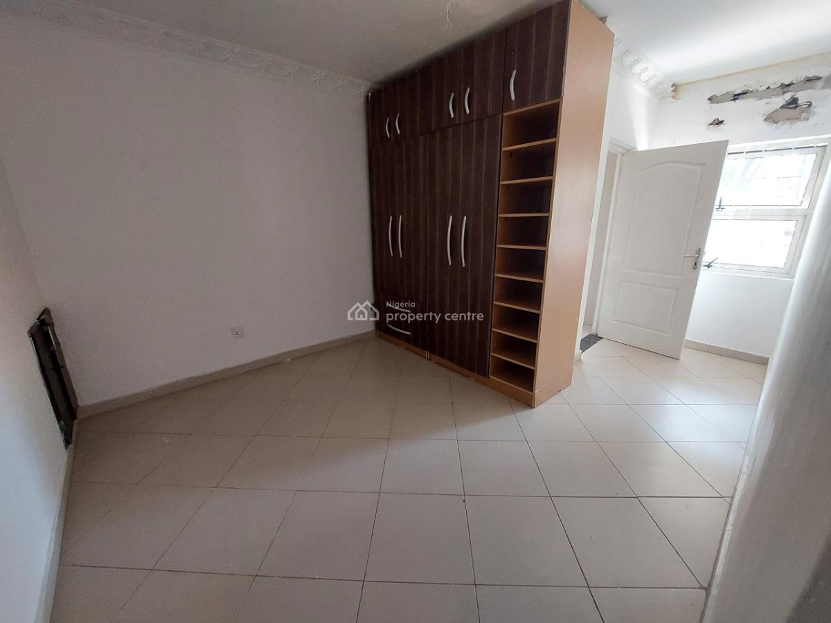 Fully Service Lovely One Bedroom Apartment with a Backyard Space, Old Ikoyi, Old Ikoyi, Ikoyi, Lagos, Mini Flat (room and Parlour) for Rent