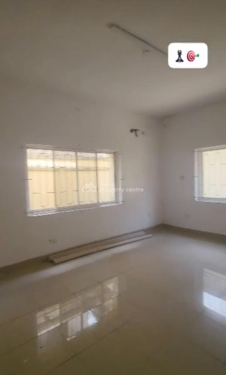 Spacious 8 Rooms Office Building with 2 Room Bq,storage Rooms,kitchene, South West, Old Ikoyi, Ikoyi, Lagos, Commercial Property for Rent