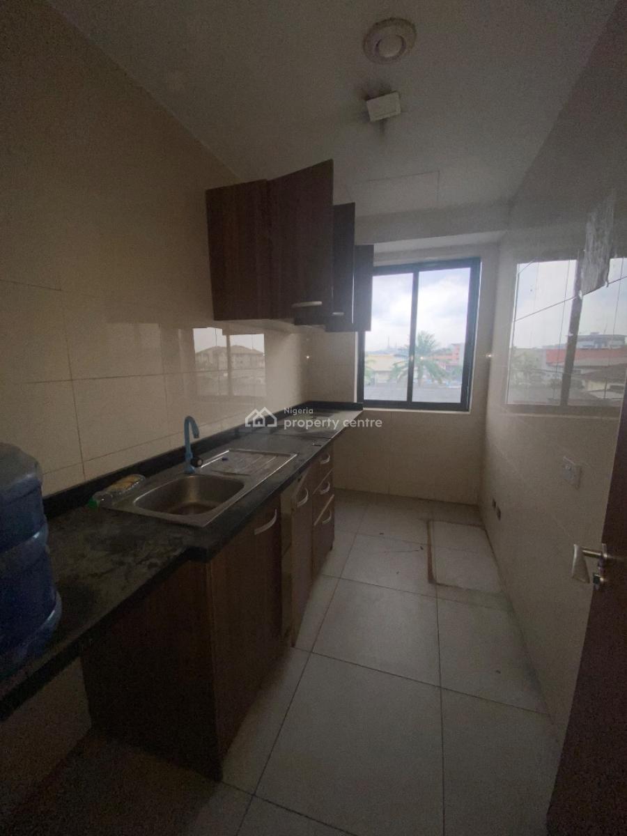 296 Square Meters Office Space, Opebi, Ikeja, Lagos, Office Space for Rent