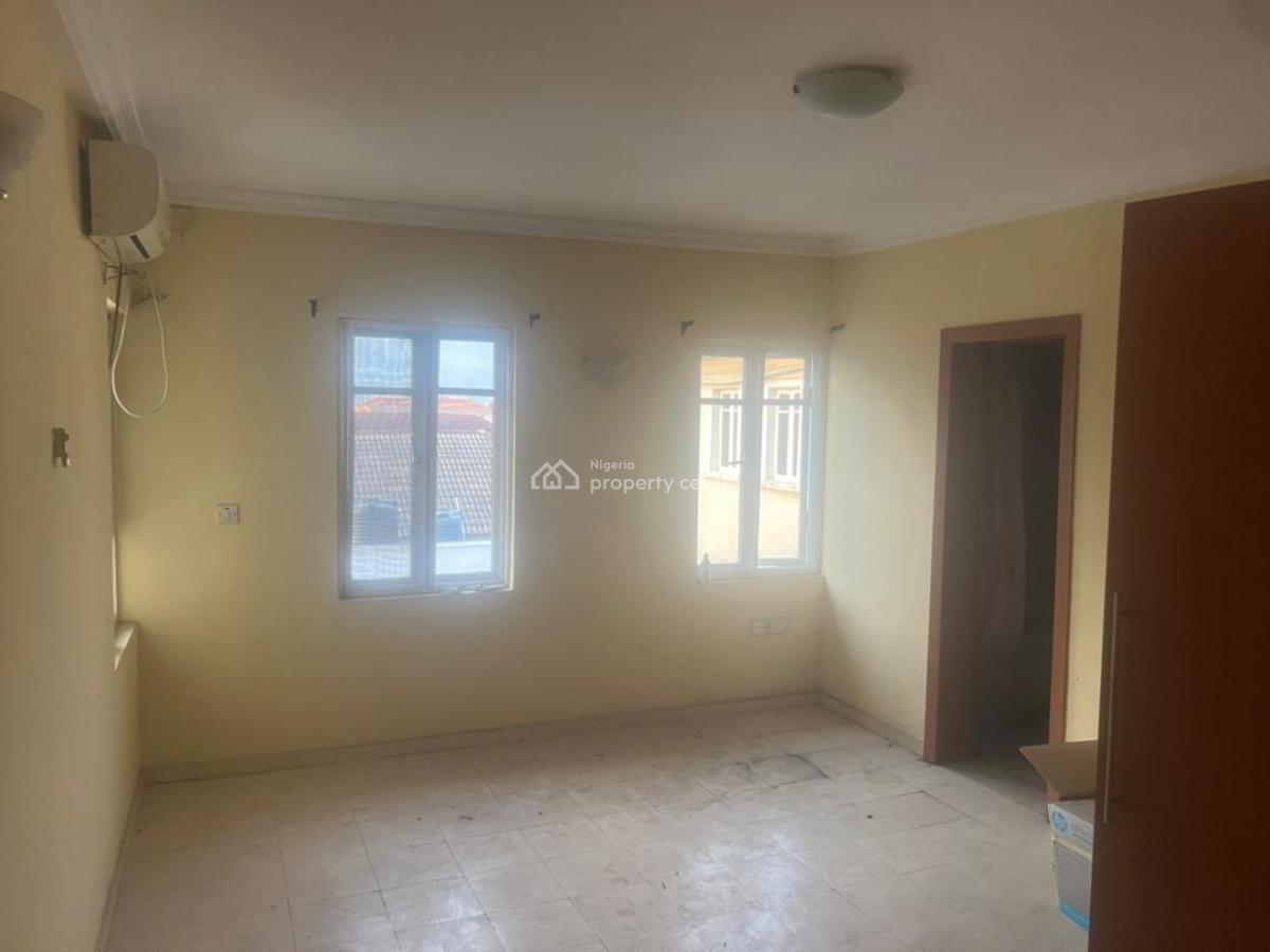 Well Maintained 3 Bedrooms Flat Plus Bq, Victoria Island (vi), Lagos, Flat / Apartment for Sale