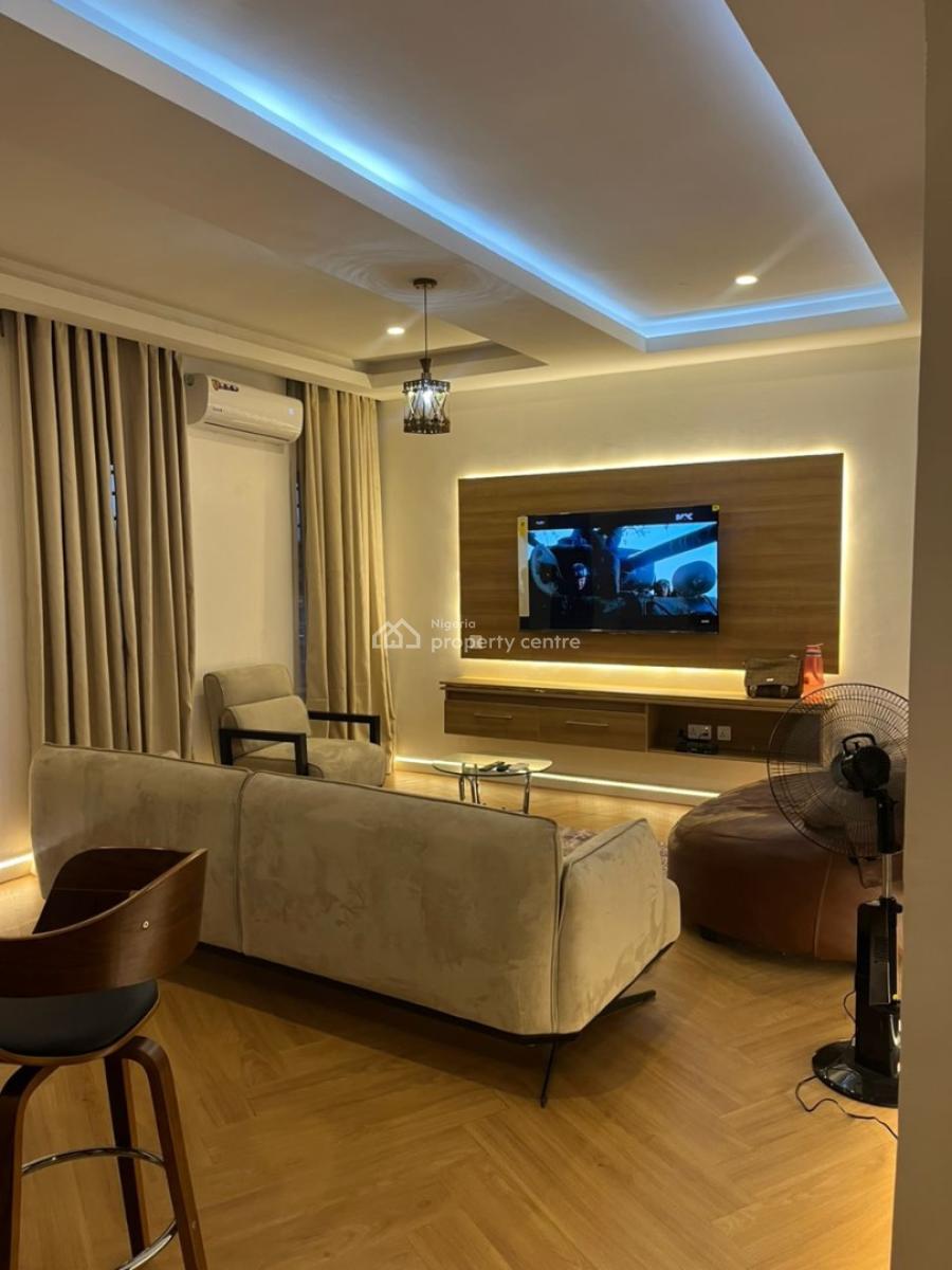 Fully Serviced and Furnished 1 Bedroom Apartment, Gaduwa, Abuja, Flat / Apartment for Rent