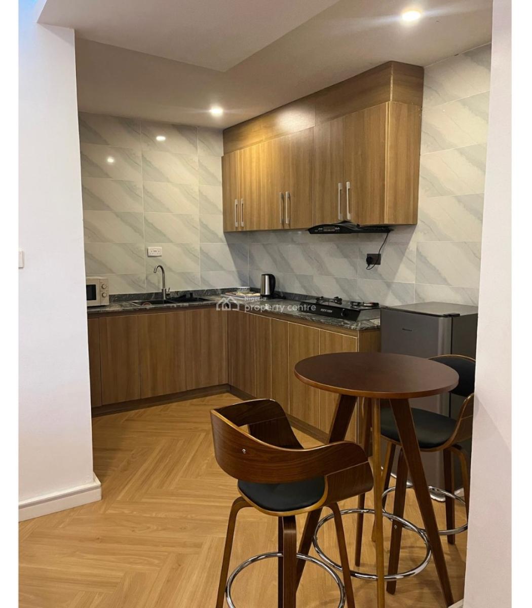 Fully Serviced and Furnished 1 Bedroom Apartment, Gaduwa, Abuja, Flat / Apartment for Rent